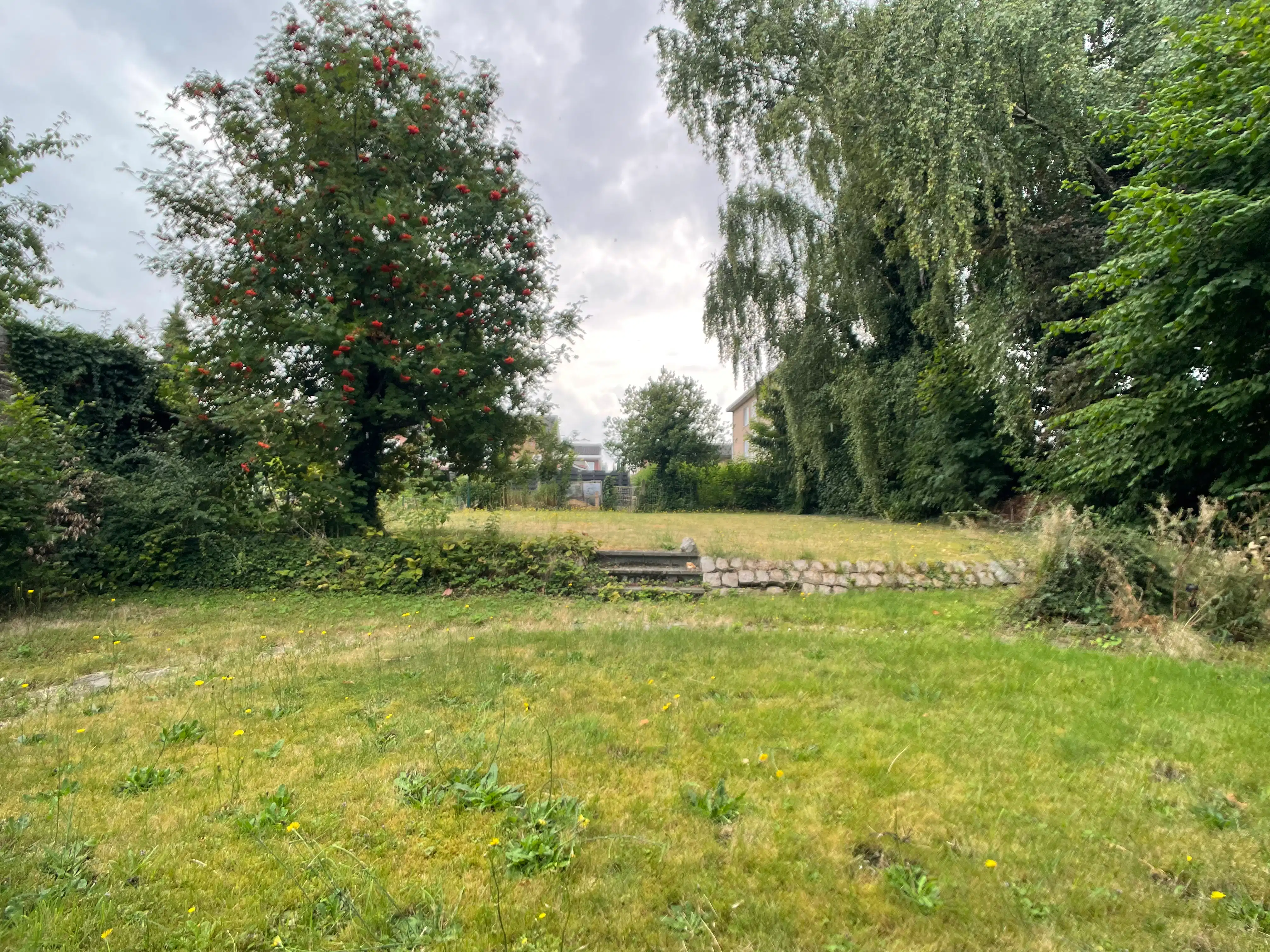 Super gezellige stadswoning gelegen op een prachtig perceel foto 4