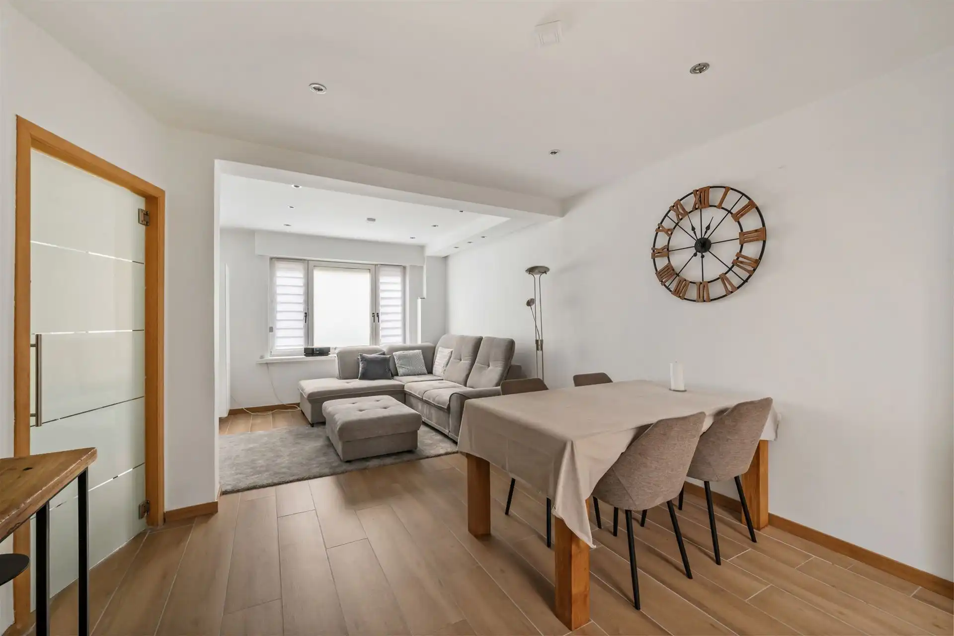 TOPPER! Rustig gelegen gerenoveerde woning met 3 slpk&tuin foto 3
