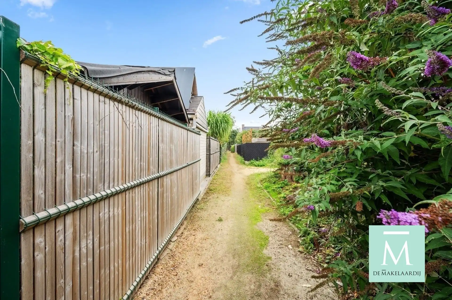 Volledig gerenoveerde woning met aangename tuin  foto 20