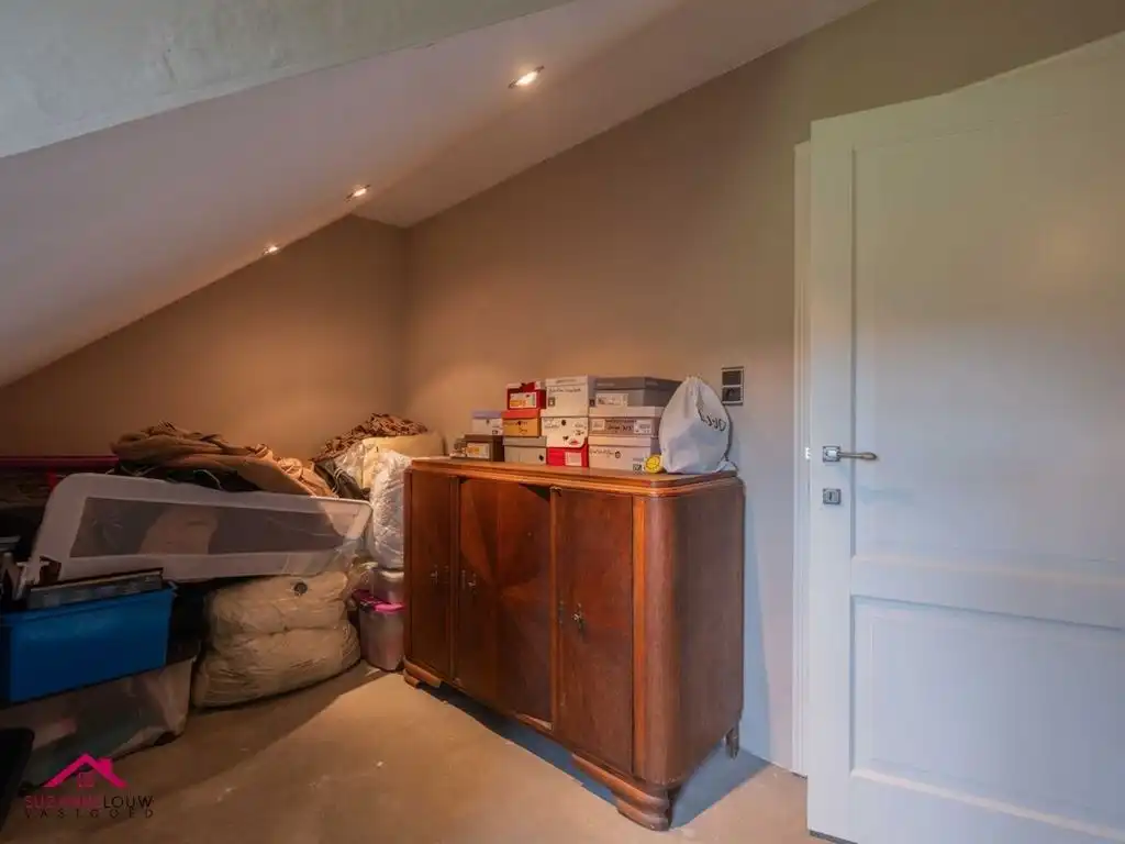 Charmante vrijstaande woning met sfeervol aangelegd terras foto 41