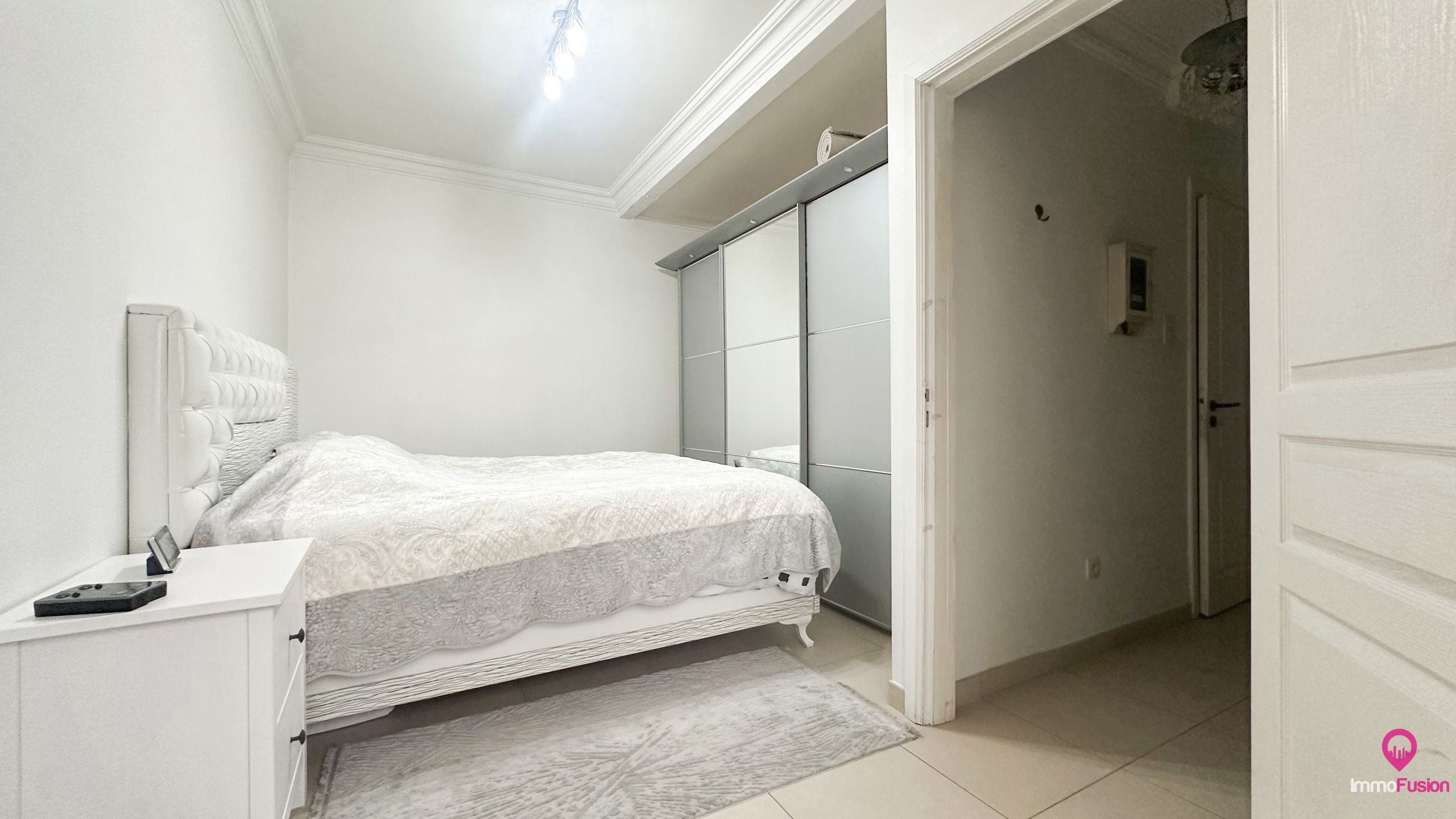  Handelspand met gerenoveerd appartement en kangoeroewoning! foto 10