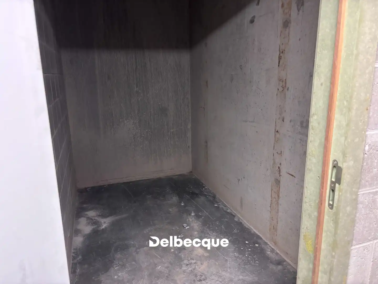 Instapklare stapelwoning met 2 slaapkamers op toplocatie in Brugge foto 17