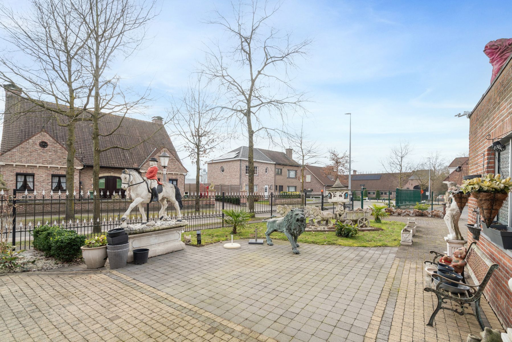 Klassieke, Charmante Vrijstaande Villa te Koop in het geliefde Merelbeke. foto 26