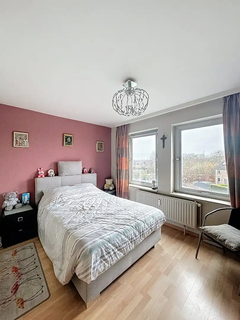 IN OPTIE! Ruim 2-slaapkamerappartement met terras, balkon, garage en berging foto 8