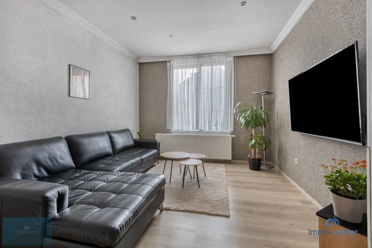 🏡 Instapklare ruime woning met 4 slaapkamers, 2 badkamers foto 3