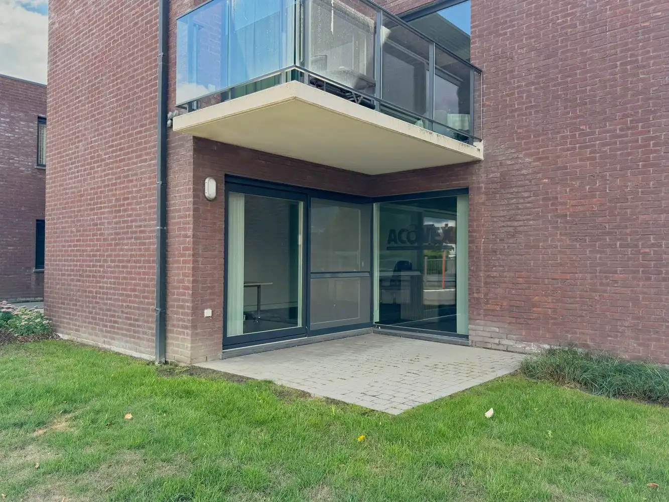 Ruim en lichtrijk appartement (92m²) met 2 slpks. + Terras foto 9