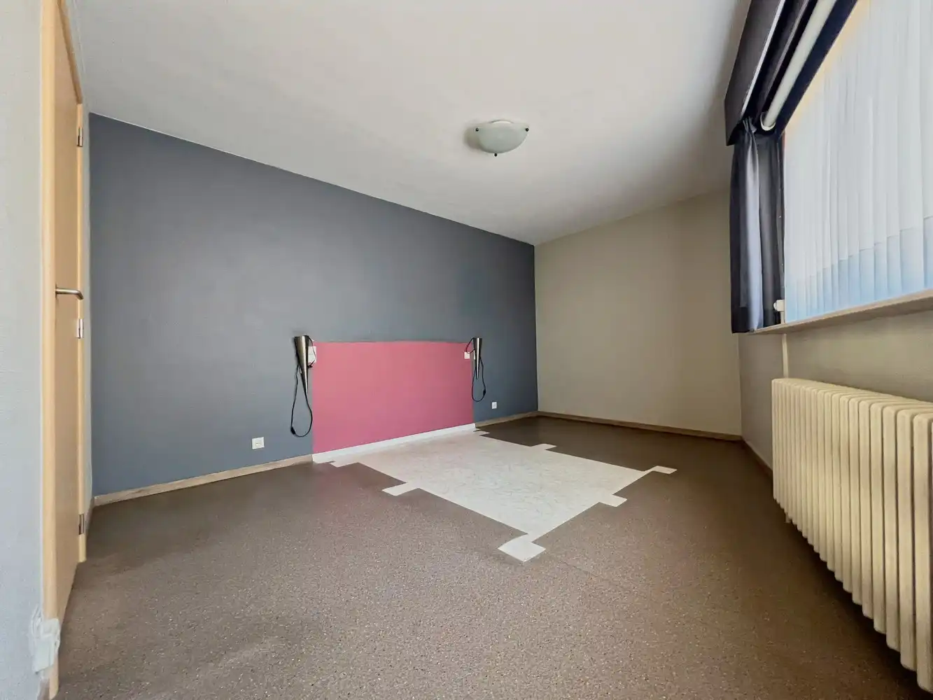 Heel ruim appartement (4 slpks.) + terras in hartje Torhout foto 14