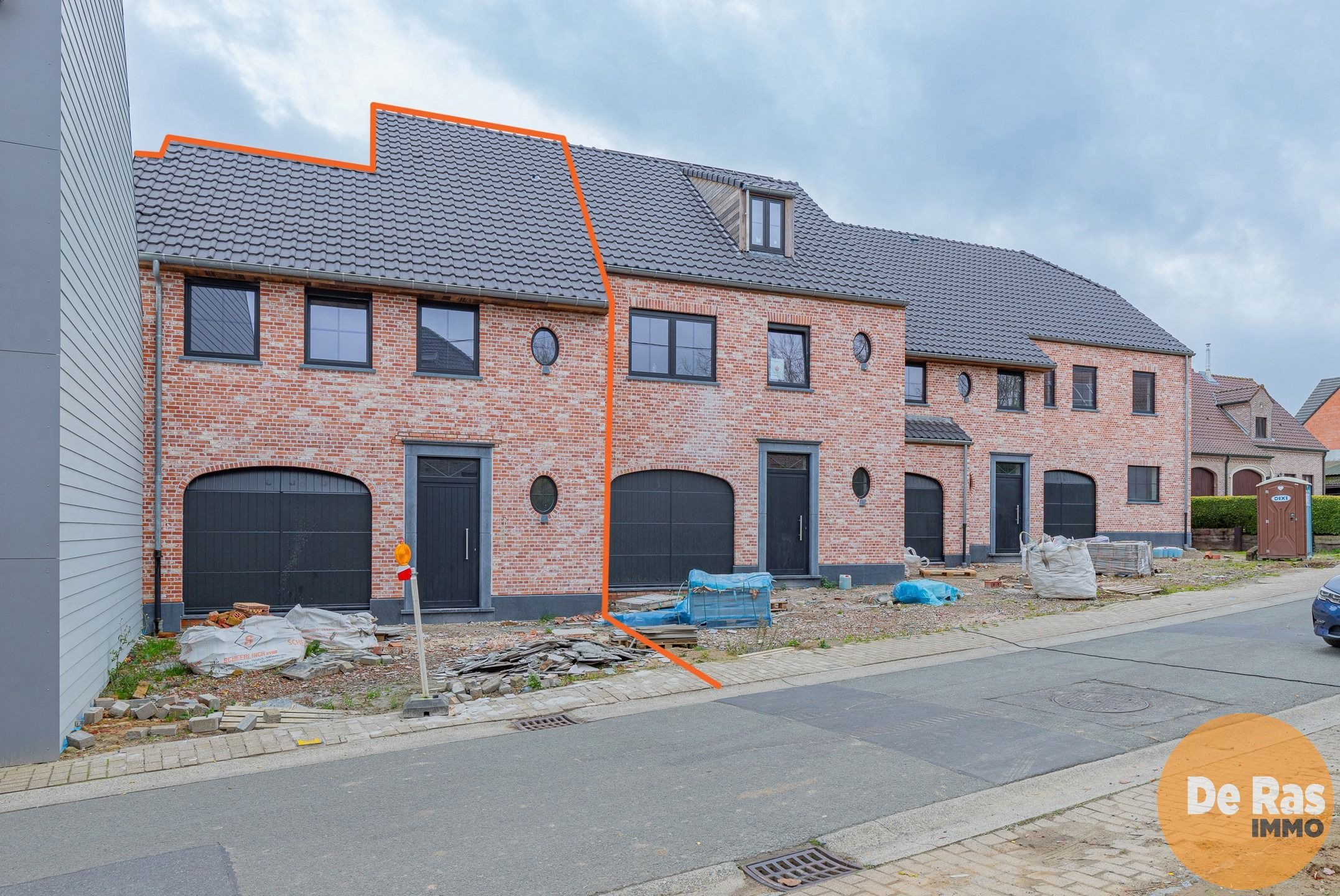 STEENHUIZE - Prachtige nieuwbouwwoning ( 6% BTW Mogelijk !) foto {{pictureIndex}}