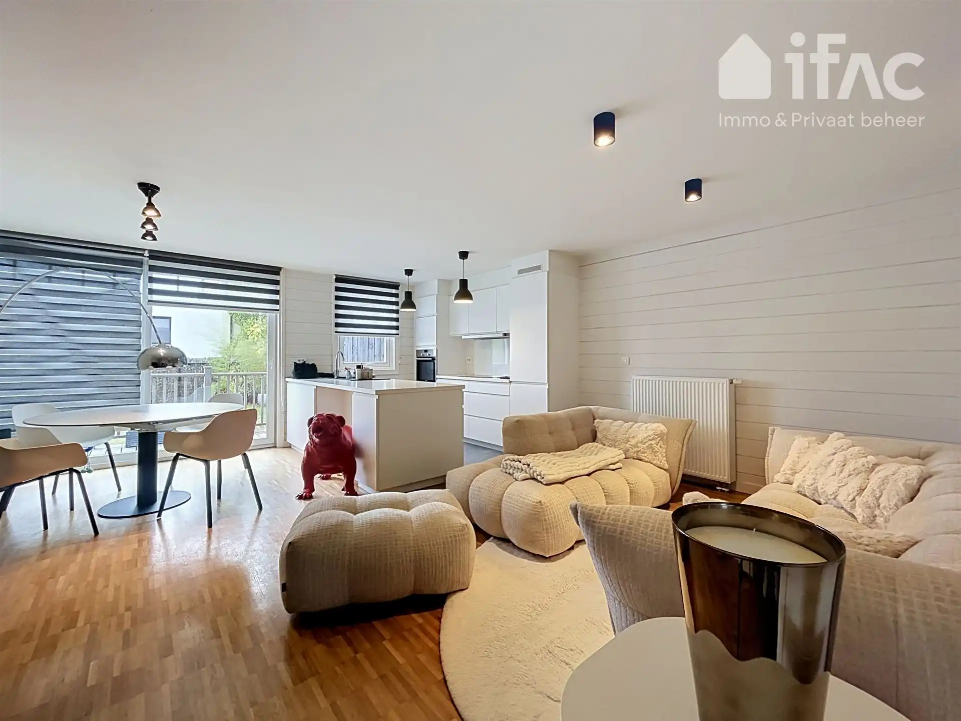 Gelijkvloers duplex-appartement met tuin en terras foto 5