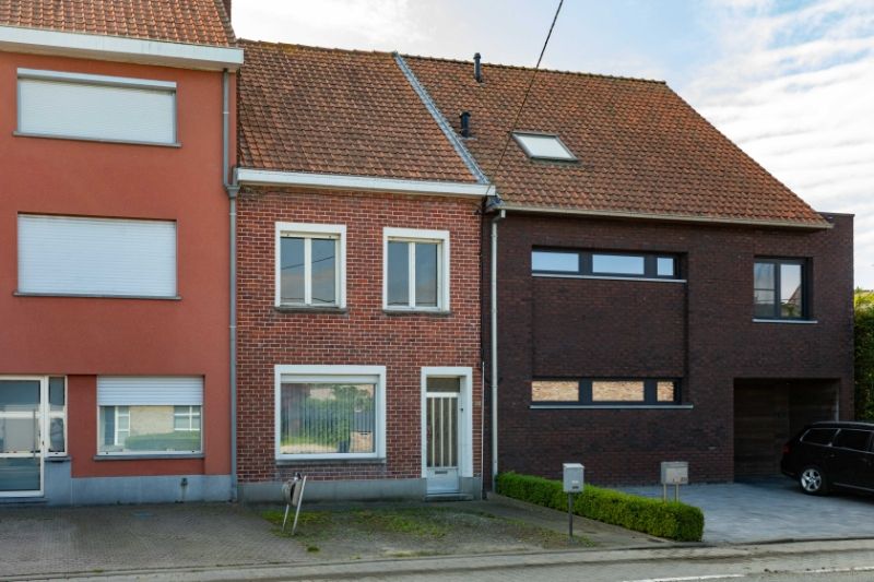 Roeselare nabij de Tassche, te renoveren woning op een opp van 325 m², 2 slaapkamers en zolder met mogelijkheden. foto 13