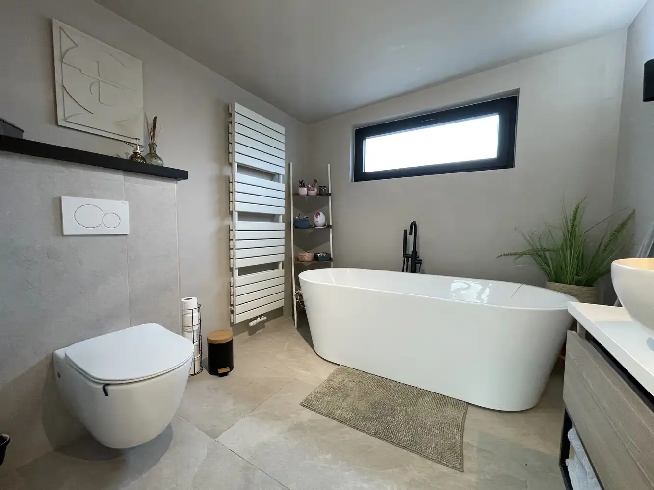 Verrassend ruime en volledig gerenoveerde woning met 3 slaapkamers en tuin foto 10