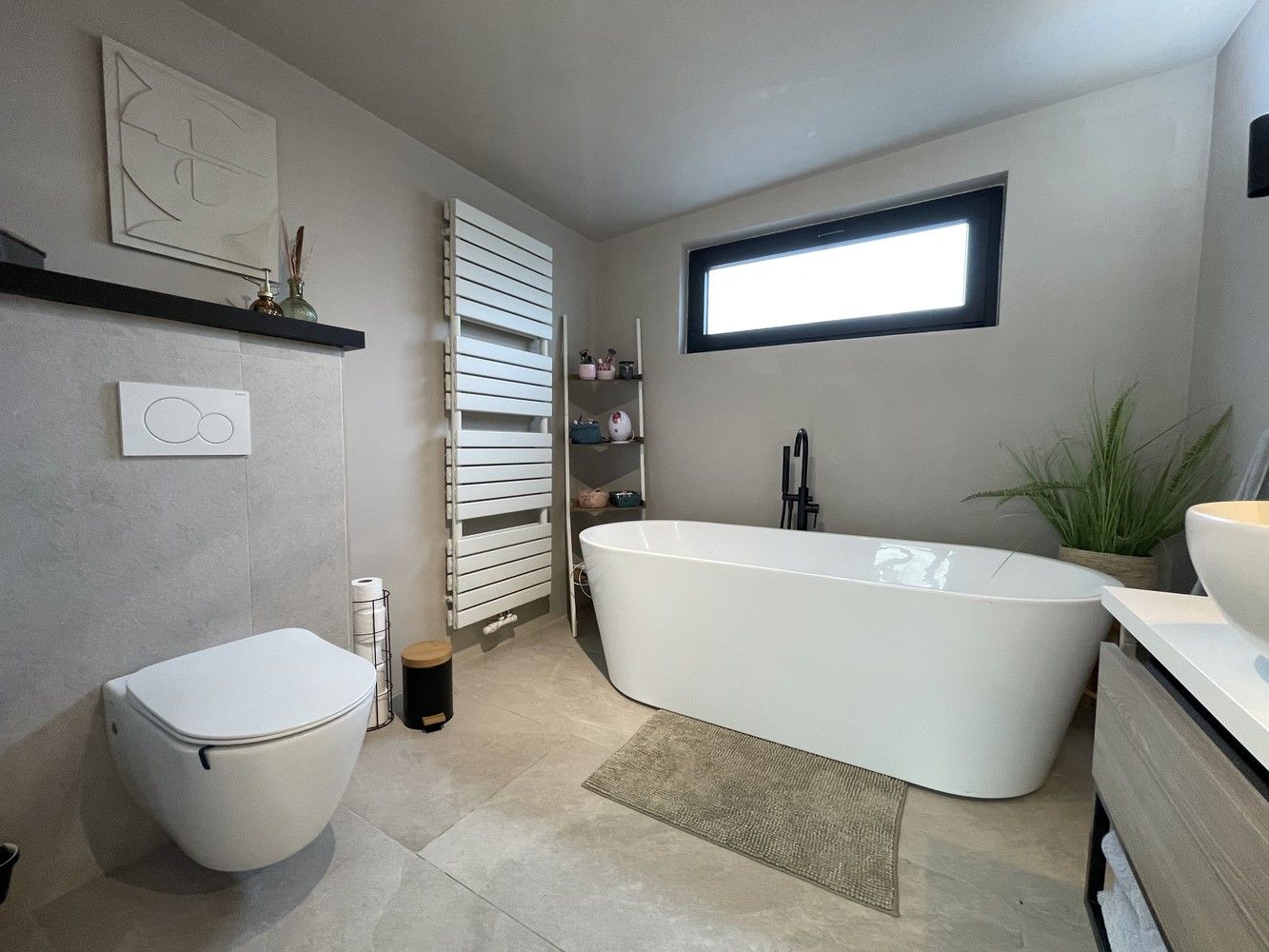 Verrassend ruime en volledig gerenoveerde woning met 3 slaapkamers en tuin foto 10