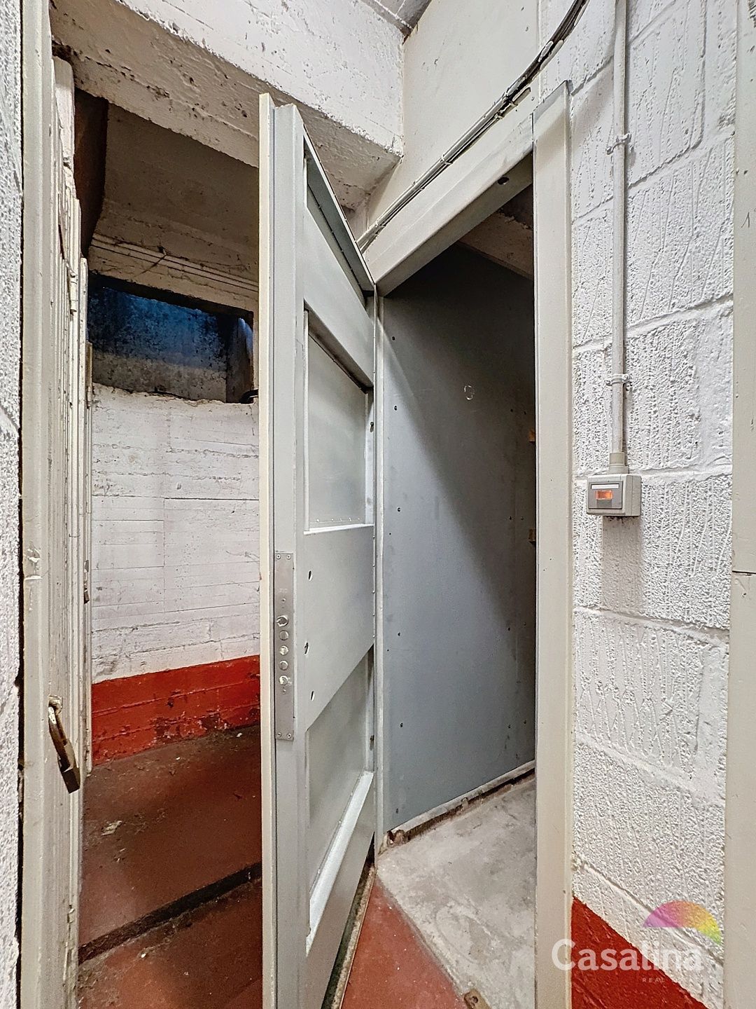 Studio 36m² met terras, kelder en parking te koop foto 9