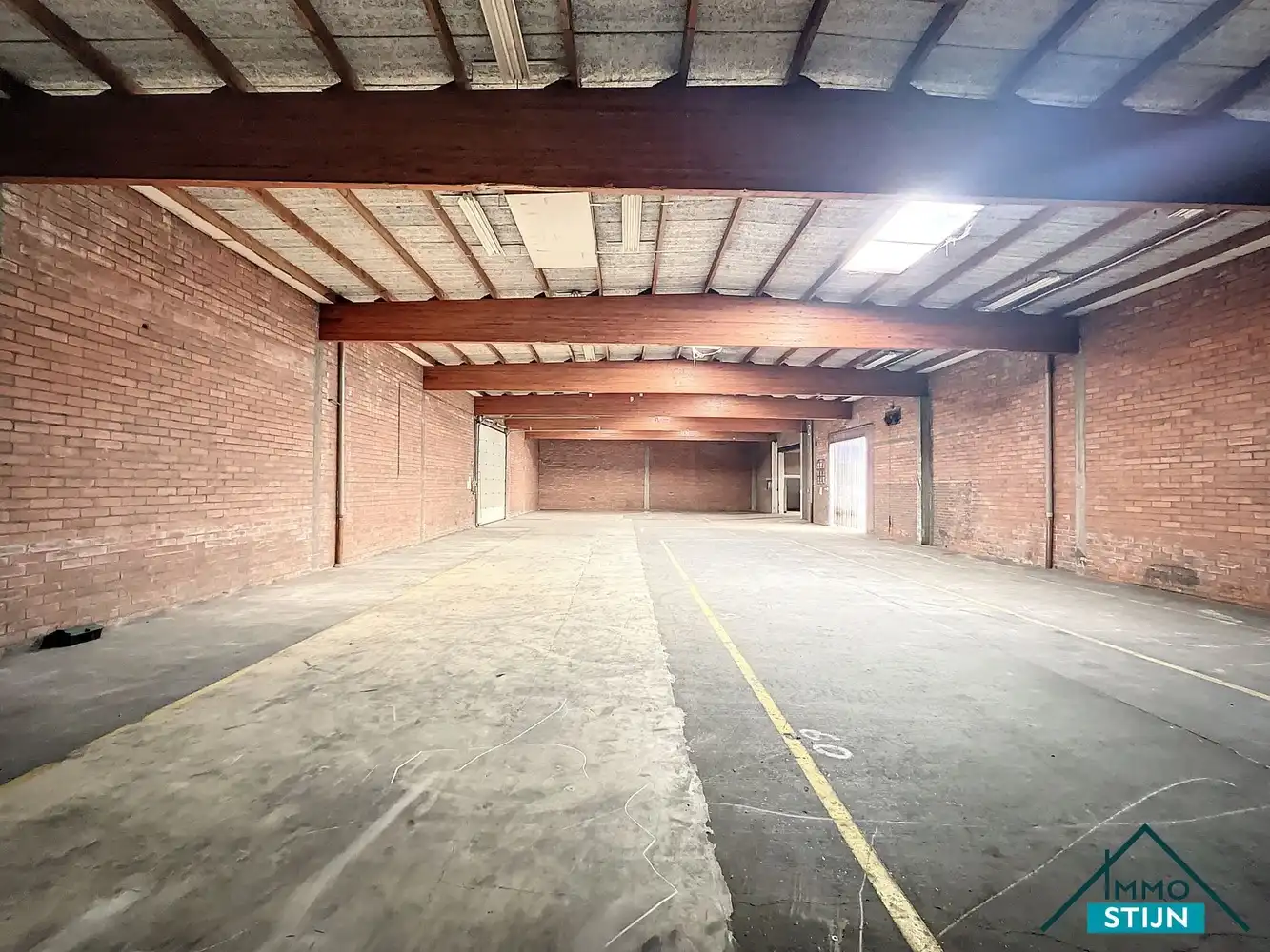 Magazijn op centrale ligging foto 4