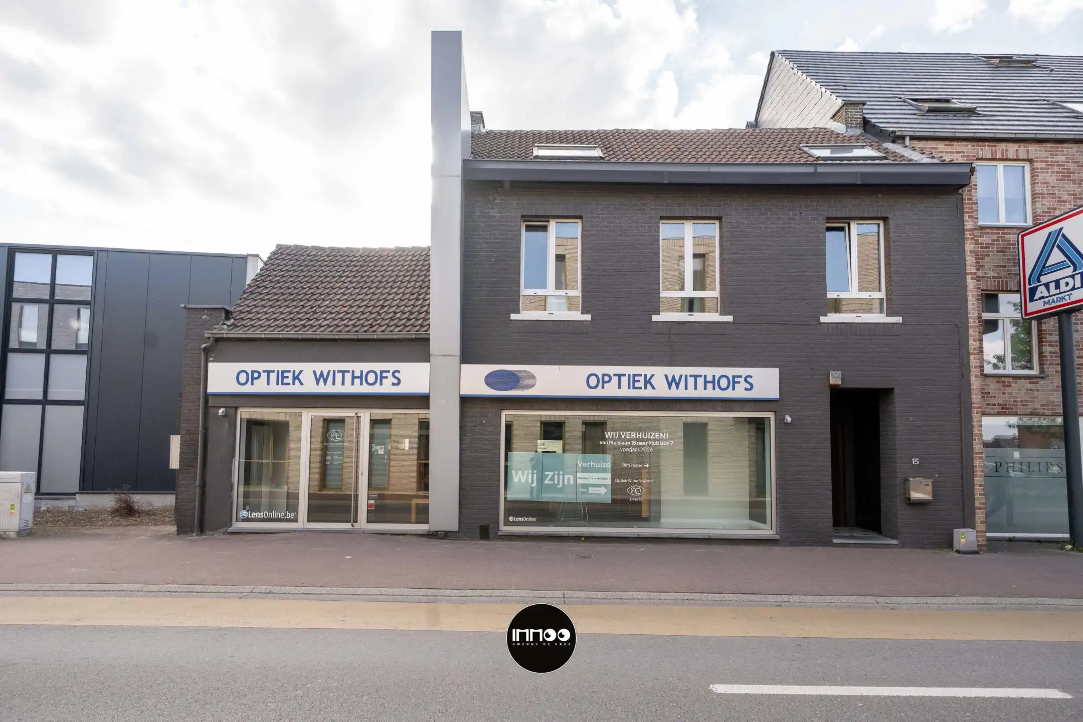 Gebouw te koop foto {{pictureIndex}}