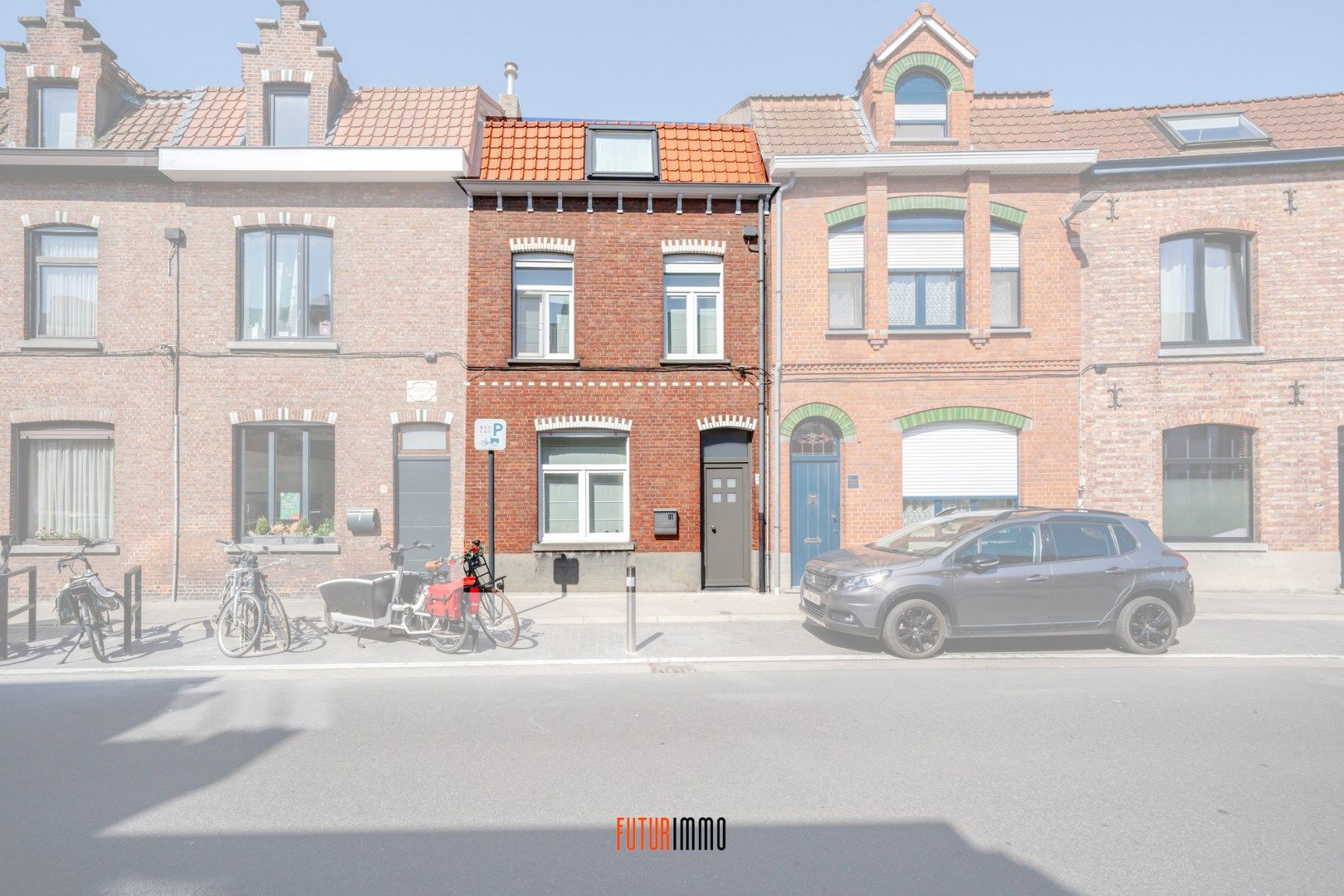 Instapklare gezellige gezinswoning foto {{pictureIndex}}