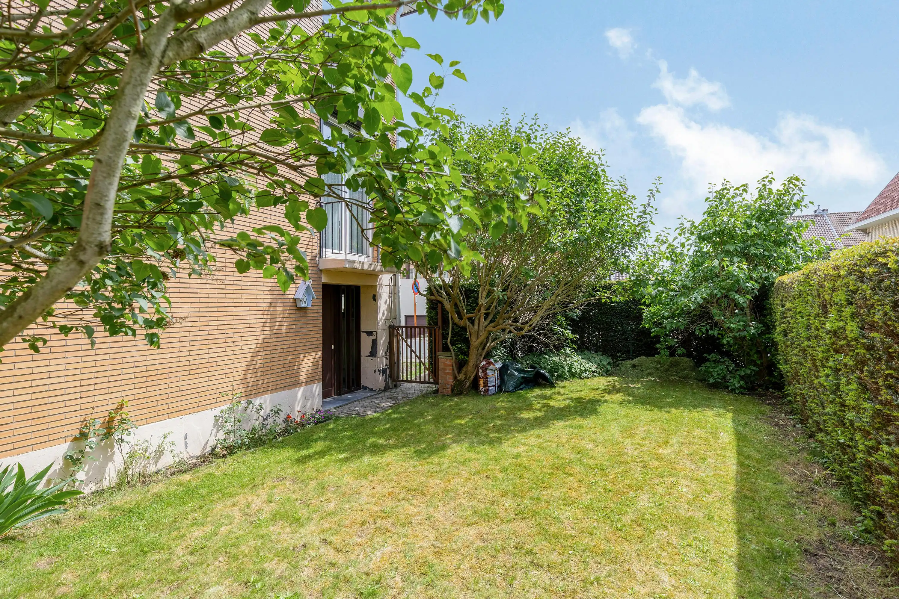 Charmante bel-étagewoning met mooie tuin op een toplocatie in Groot-Bijgaarden foto 30