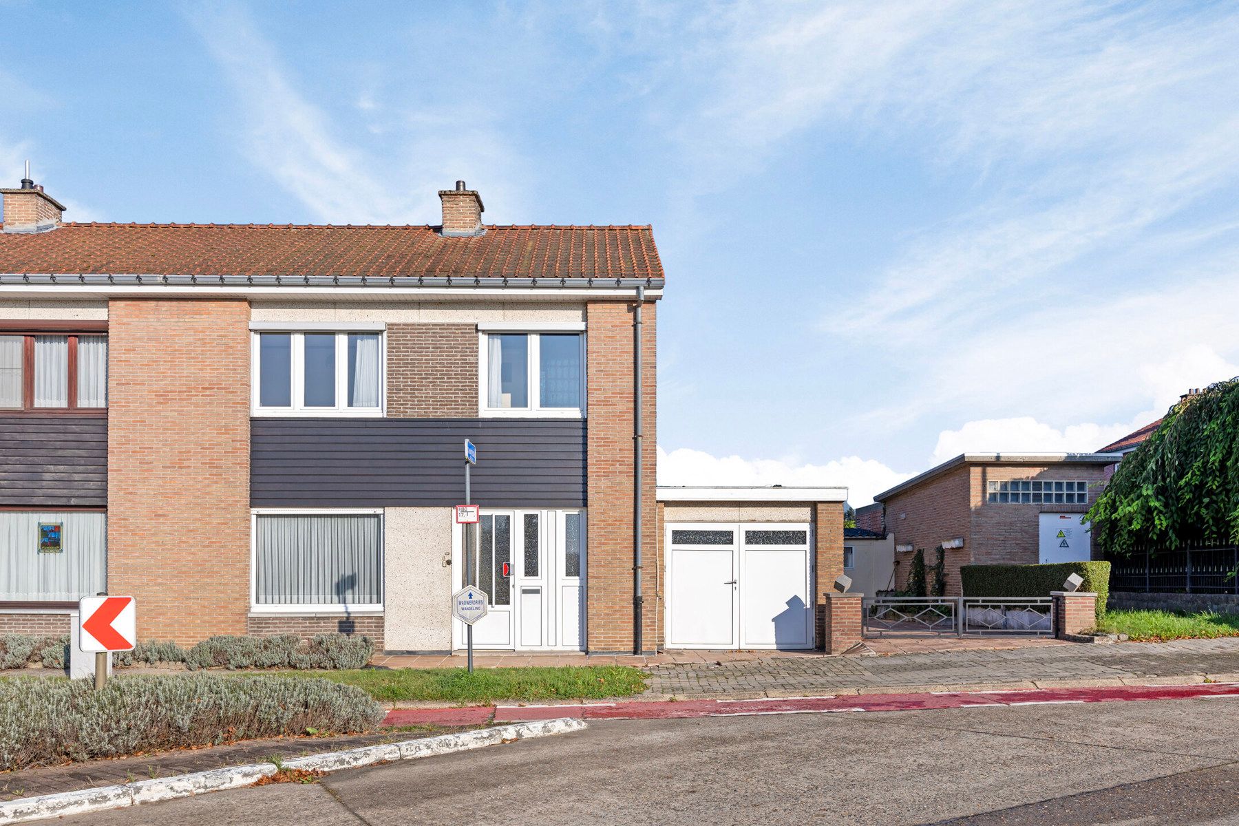()=>{if(producerUpdateValueVersion(node),producerAccessed(node),node.value===ERRORED)throw node.error;return node.value} Sint-Maartensdal 6 - 3210 Lubbeek