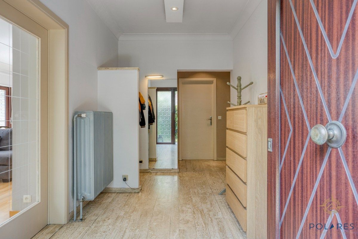 Ruime instapklare villa met prachtige zuidgerichte tuin foto 5