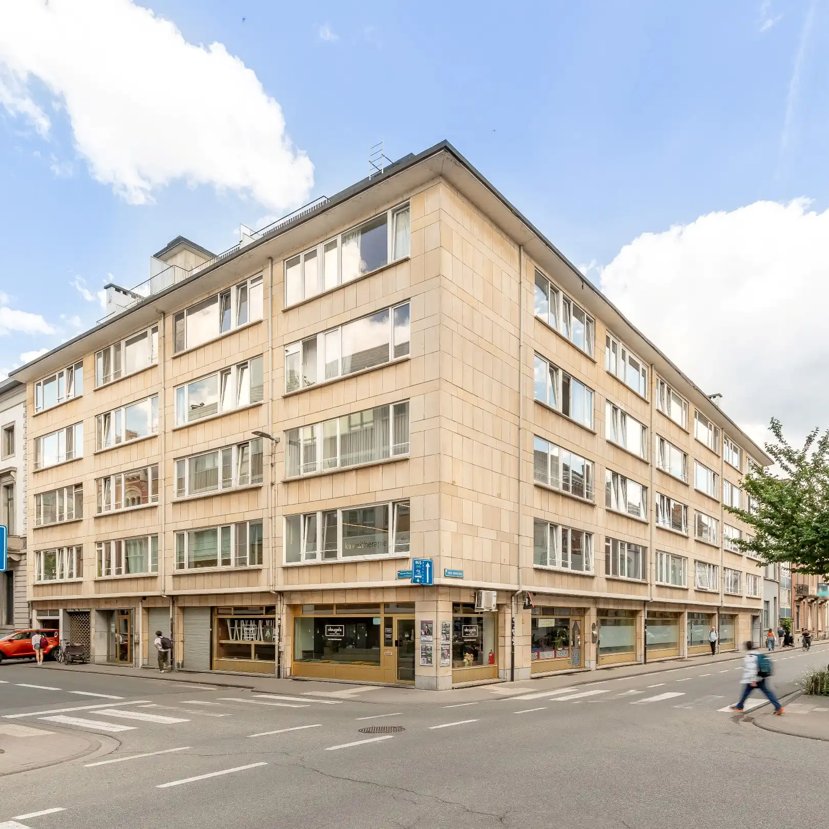 2-slaapkamer appartement op centrumlocatie foto 12