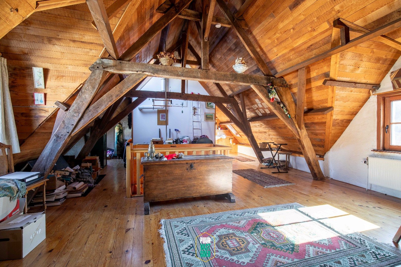 Hoofdfoto van de publicatie: Historisch 17e eeuws breedhuis vol karakter en authenticiteit