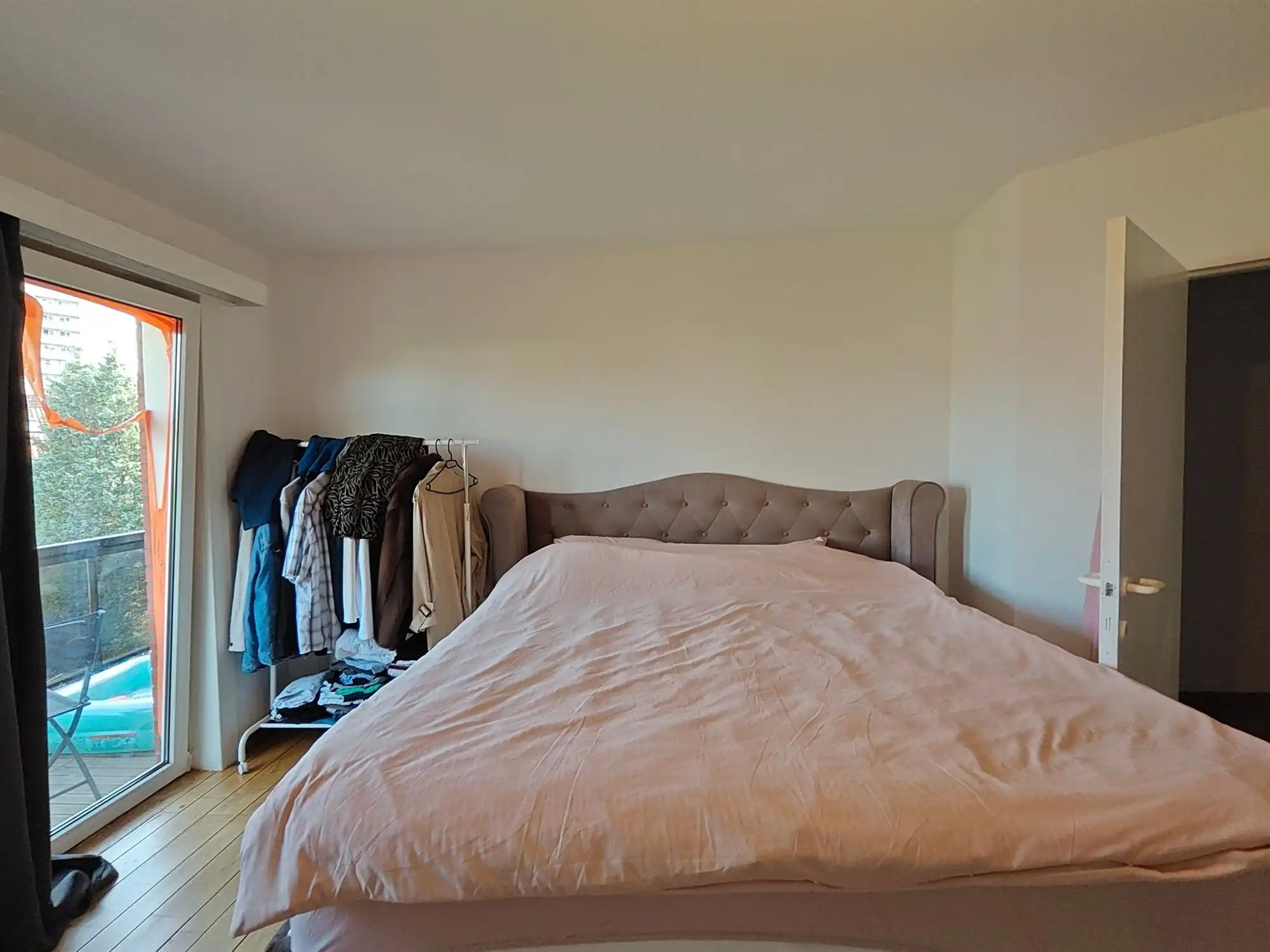 2 slaapkamers appartement met terras foto 13