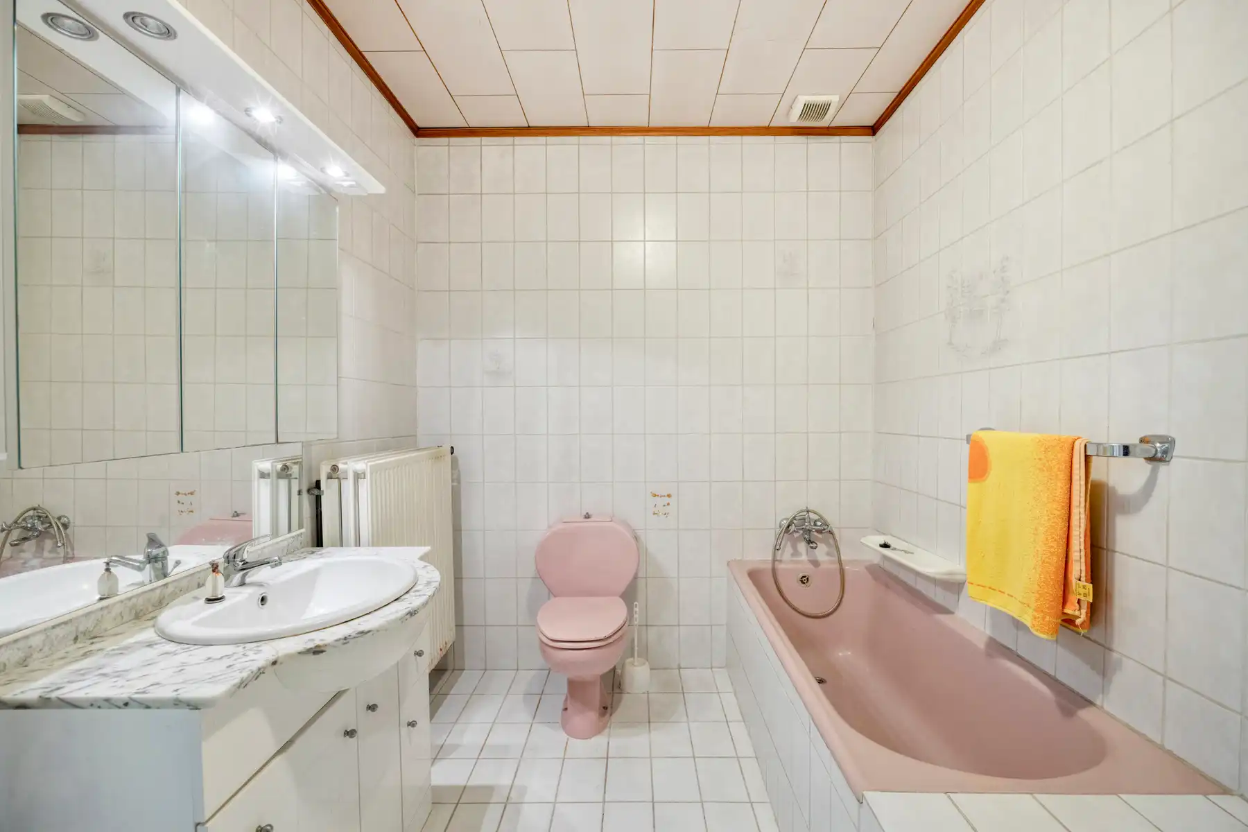 Achterliggende gelijkvloerse woning op mooi perceel foto 11