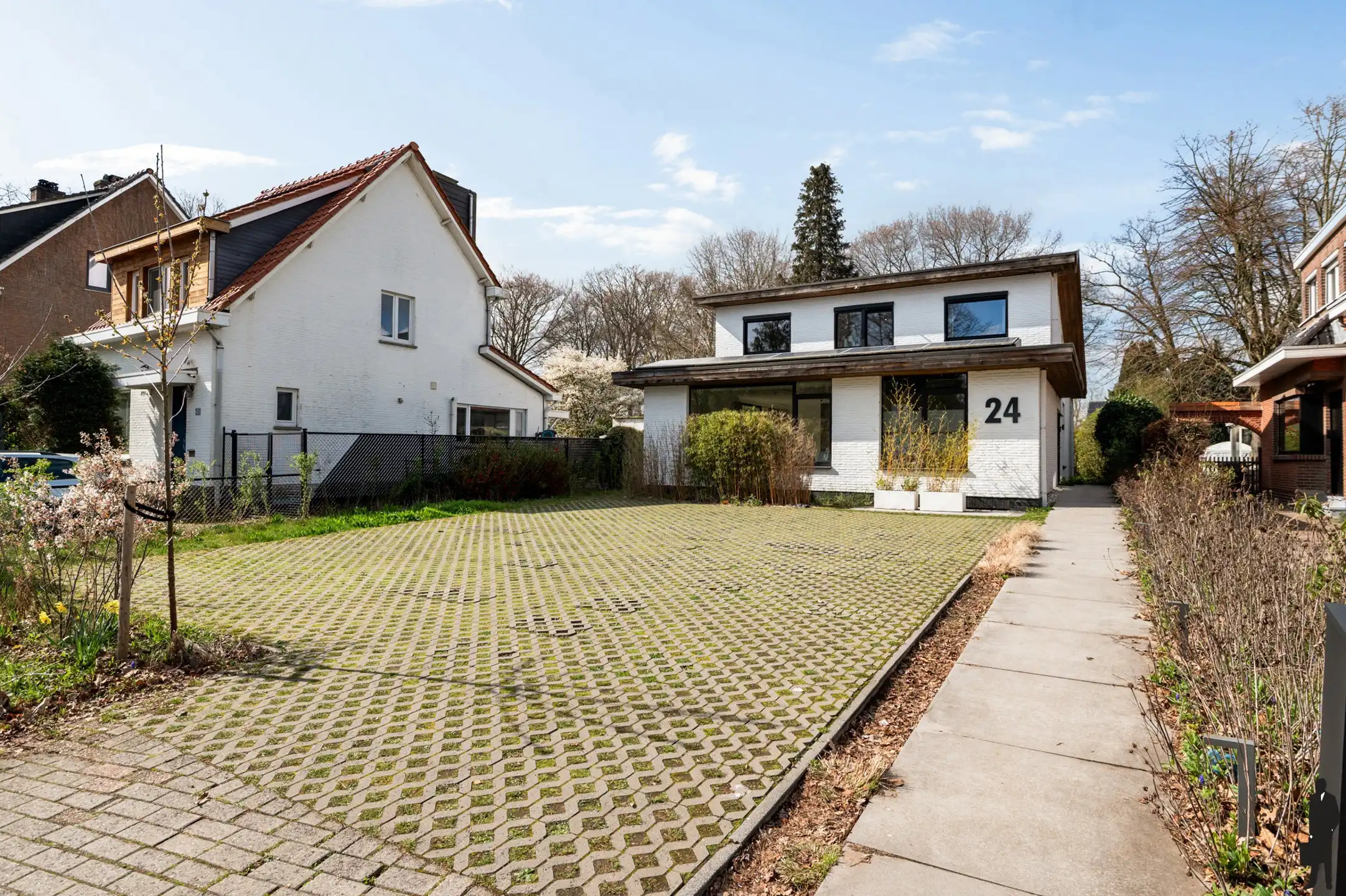 Kantoorvilla/praktijk te Kapellen! foto 2