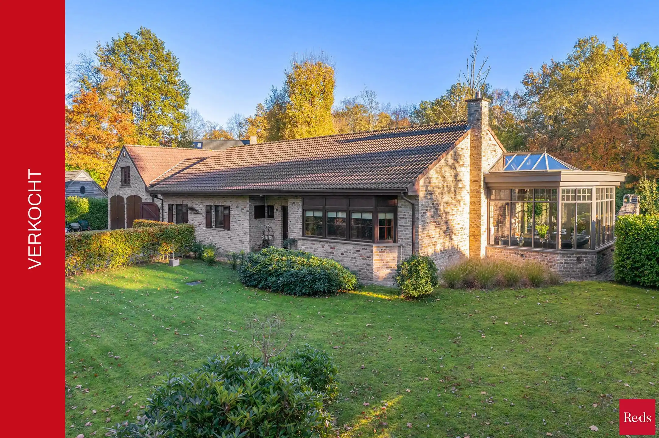 Landhuis met gelijkvloers wonen in groen Schilde foto {{pictureIndex}}