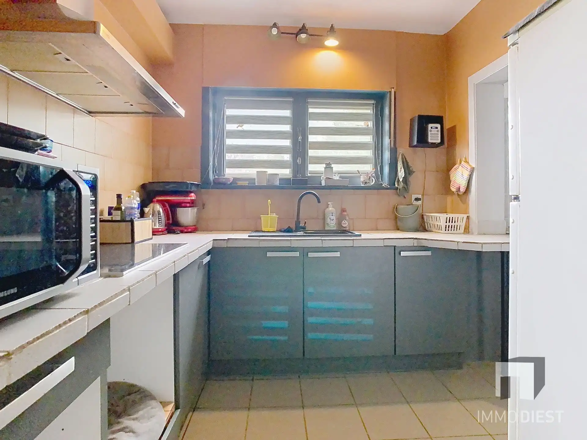 Charmante, op te frissen woning met ruime tuin nabij het centrum van Herselt. foto 8