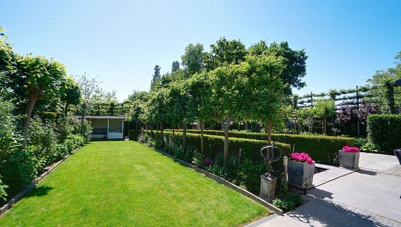 Zeer rustig gelegen villa van 330m² op 8a45ca met prachtige zuidgerichte tuin foto 43
