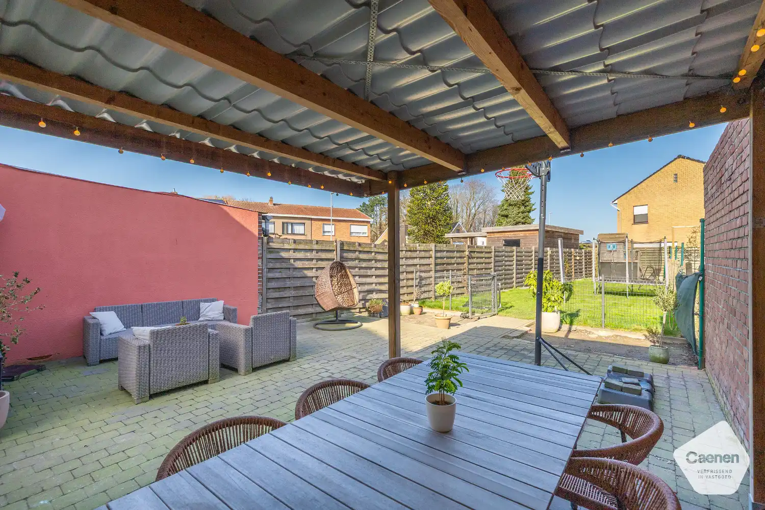 Vezorgde & instapklare woning aan het centrum van Zedelgem met 3 slaapkamers en zonnige privé-tuin foto 12