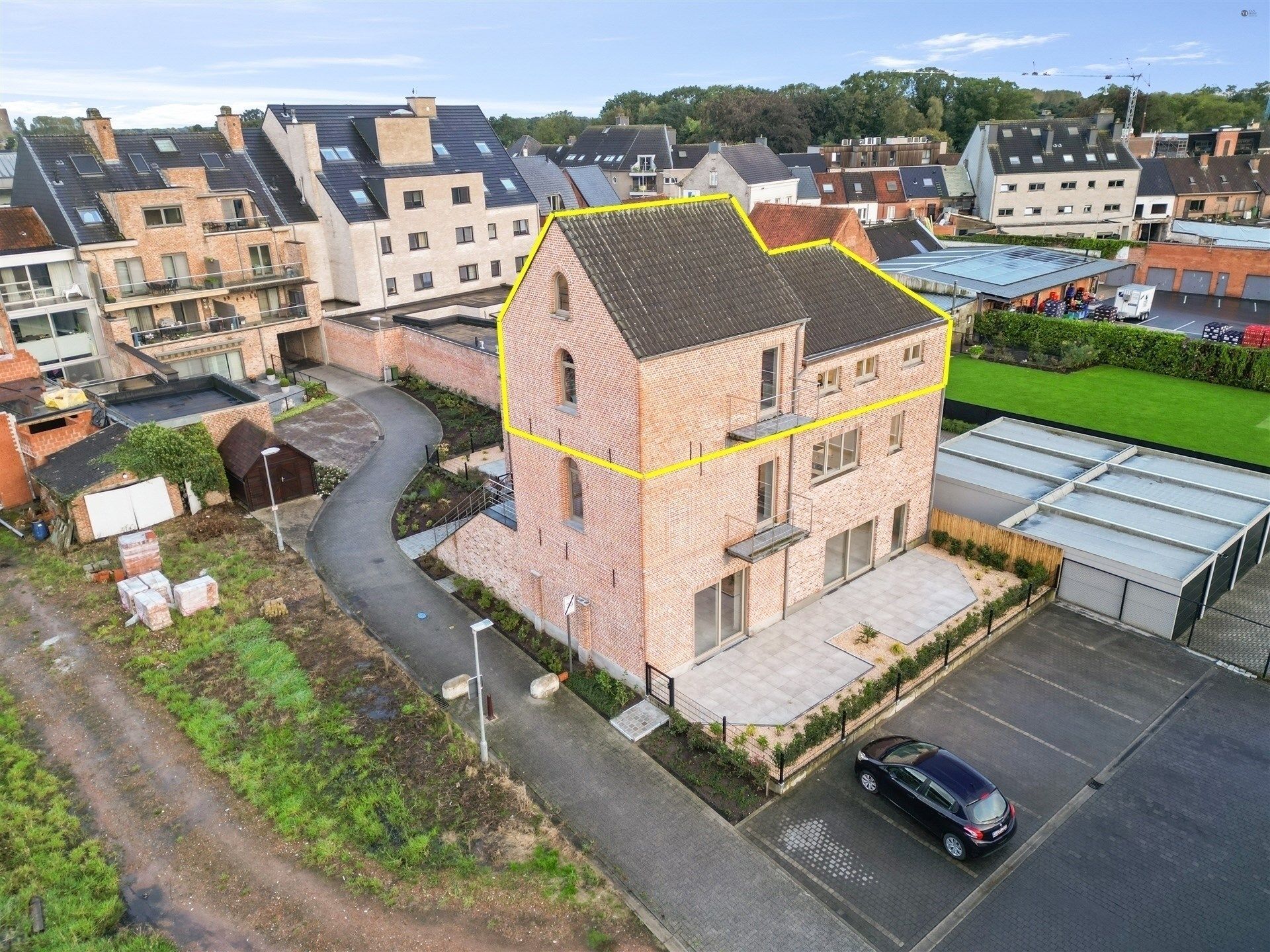 Uniek dakappartement in loftstijl foto 3