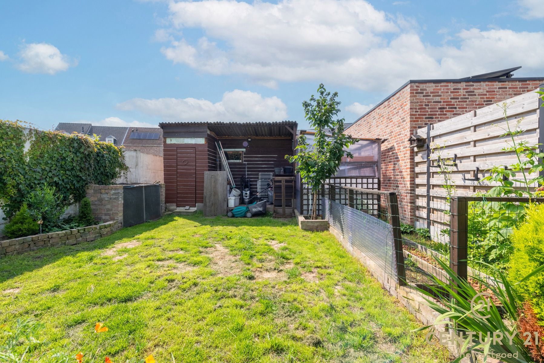 Charmante deels gerenoveerde woning met gezellige tuin foto 26