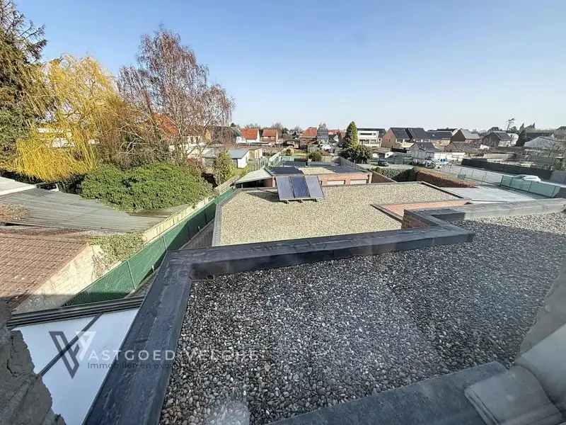 Te koop Eigentijds dakappartement van 89m² op centrale ligging met ruime zolder van maar liefst 30m² en garagebox van 20m² foto 30