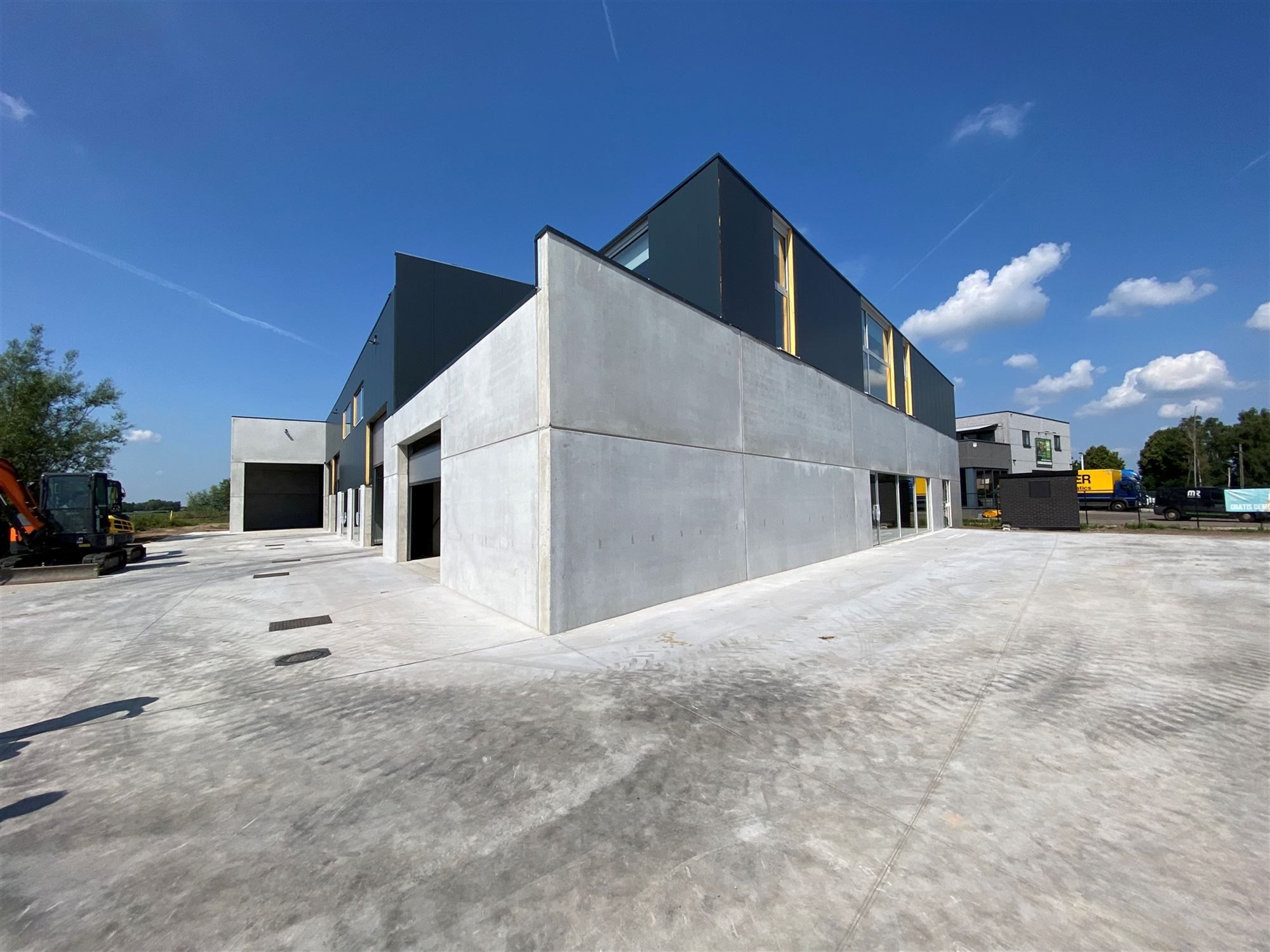 Magazijn (nieuwbouw) te huur regio Sleidinge  foto {{pictureIndex}}