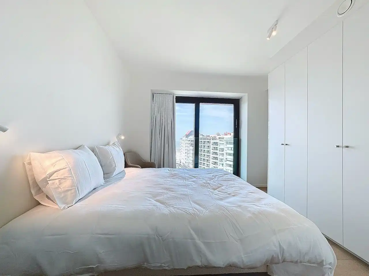 Unieke duplex in het prestigieuze nieuwbouwproject 'Heldentoren'. foto 26