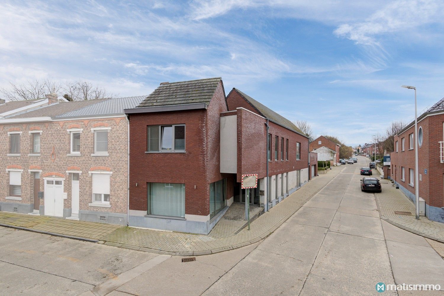 HANDELSPAND MET DUPLEXAPPARTEMENT VOORZIEN VAN EEN INPANDIGE GARAGE MET 2 PARKEERPLAATSEN TE TONGEREN foto 39