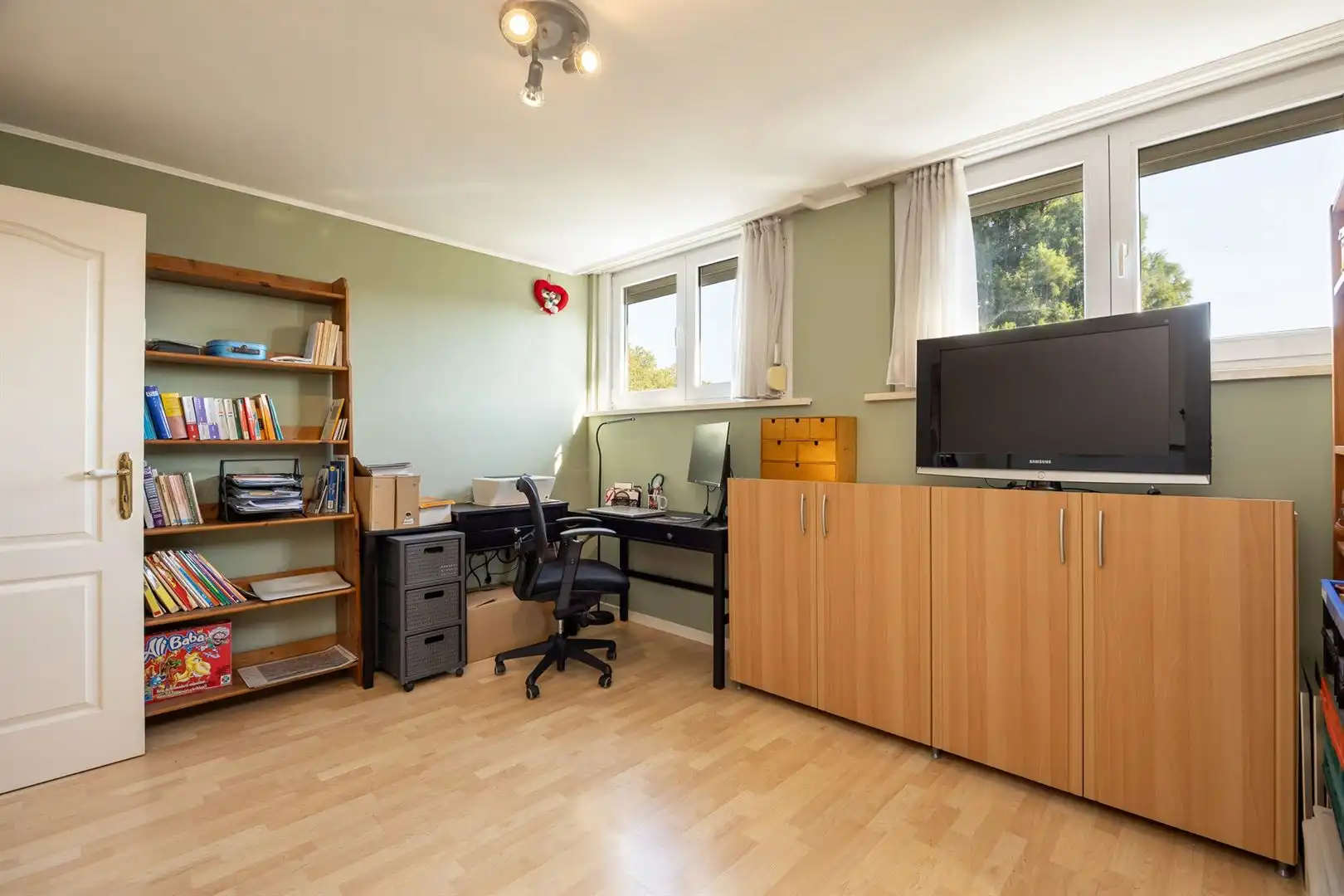 Instapklare halfopen woning in kindvriendelijke woonwijk. foto 23