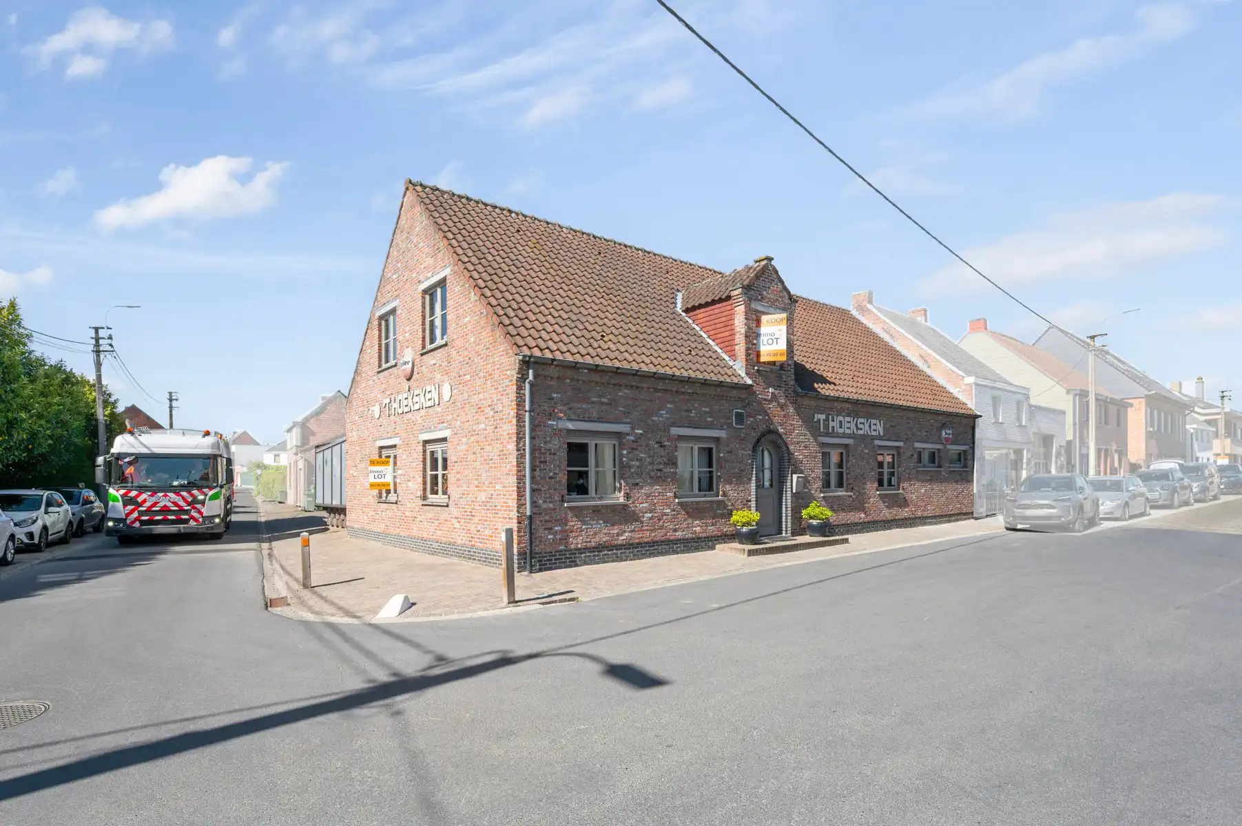horeca met ruime woonst en tal van mogelijkheden foto {{pictureIndex}}