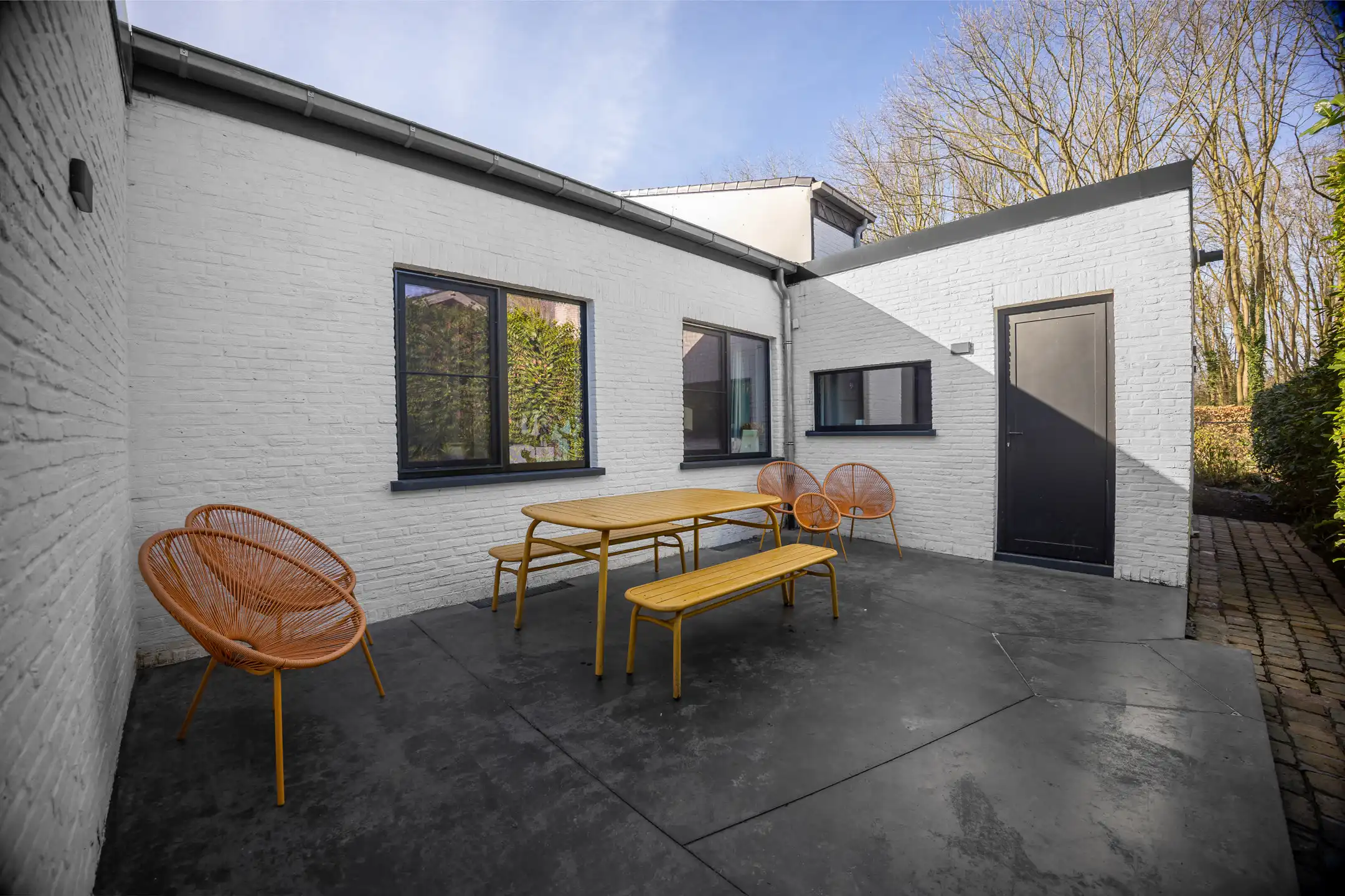 Een designparel in het groen met prachtige buiten bar foto 38