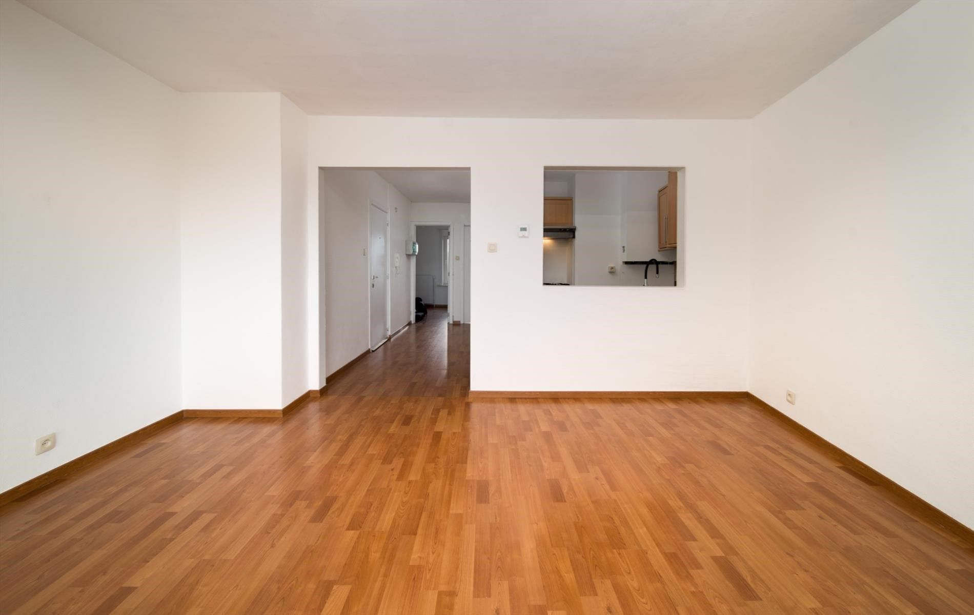 Appartement aan de Coupure met zicht op het water en de drie torens foto 3