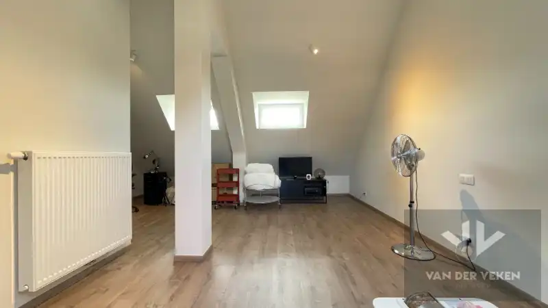 WONING MET 3 SLPK OP TOPLOCATIE foto 19