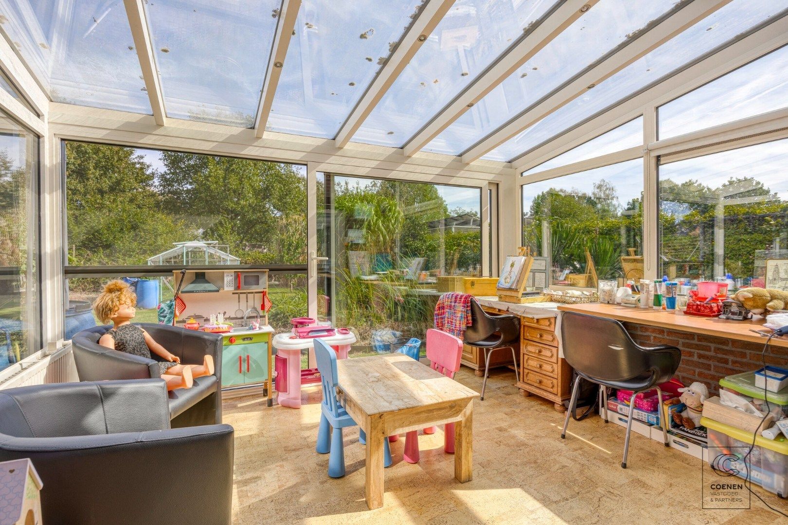 Ruime woning met 4 slaapkamers op een rustige ligging te Hoogstraten! foto 10
