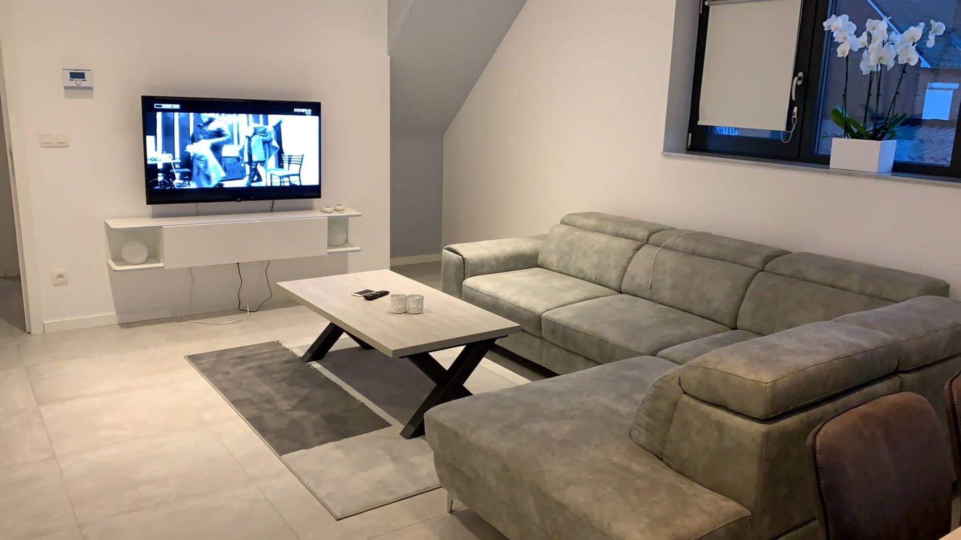 Moderne duplex van 130m² met 3 slaapkamers en parking te Dilsen foto 25