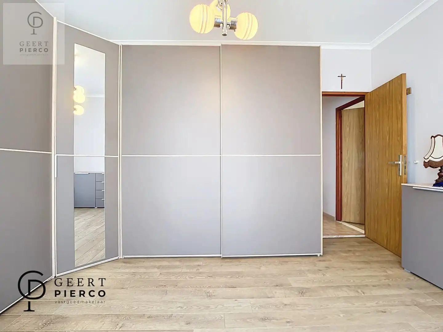 leuke bungalow met 3 slaapkamers in hartje Landen foto 20