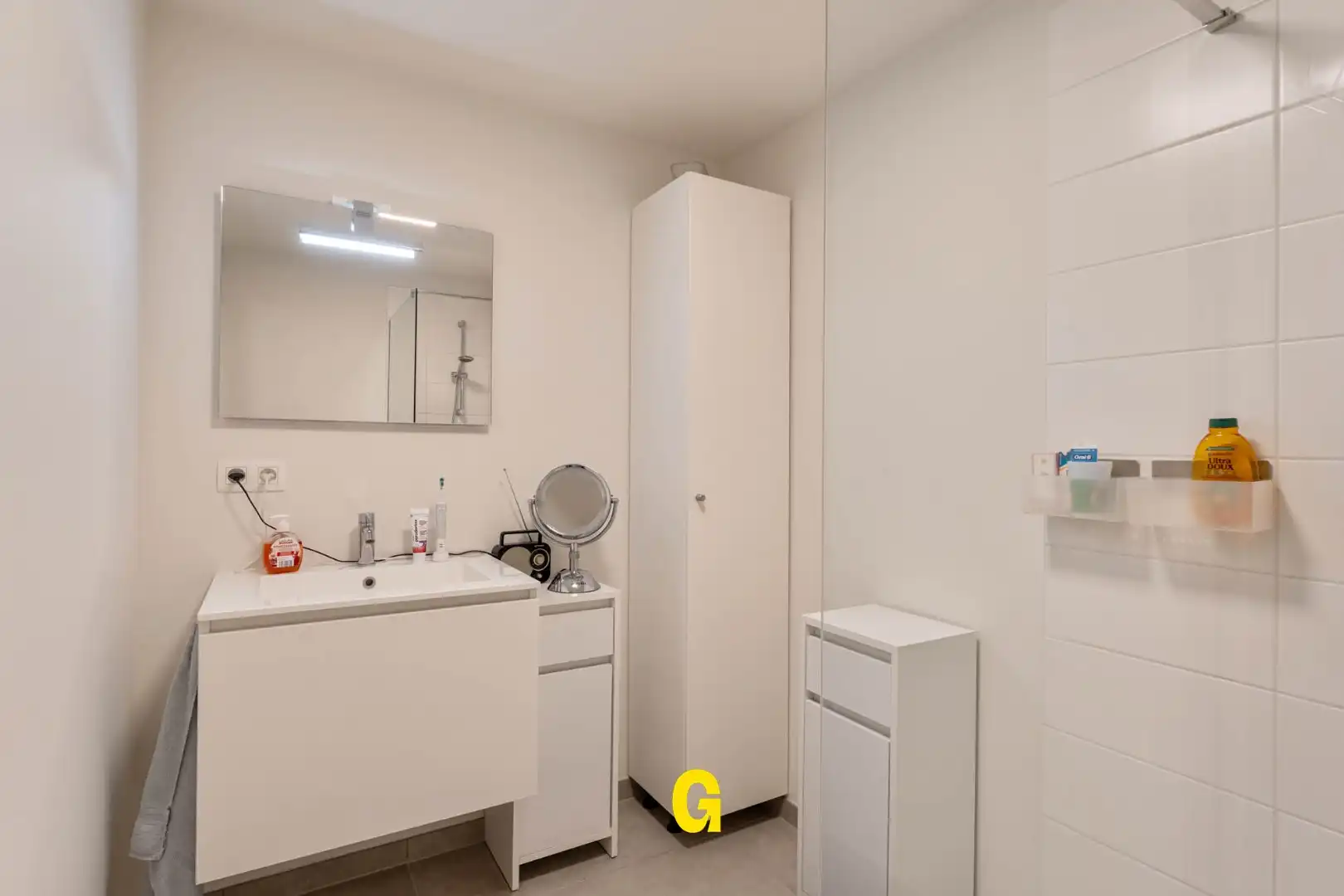 Instapklaar energiezuinig gelijkvloers appartement met terras, standplaats en berging nabij het centrum van Tongeren foto 19