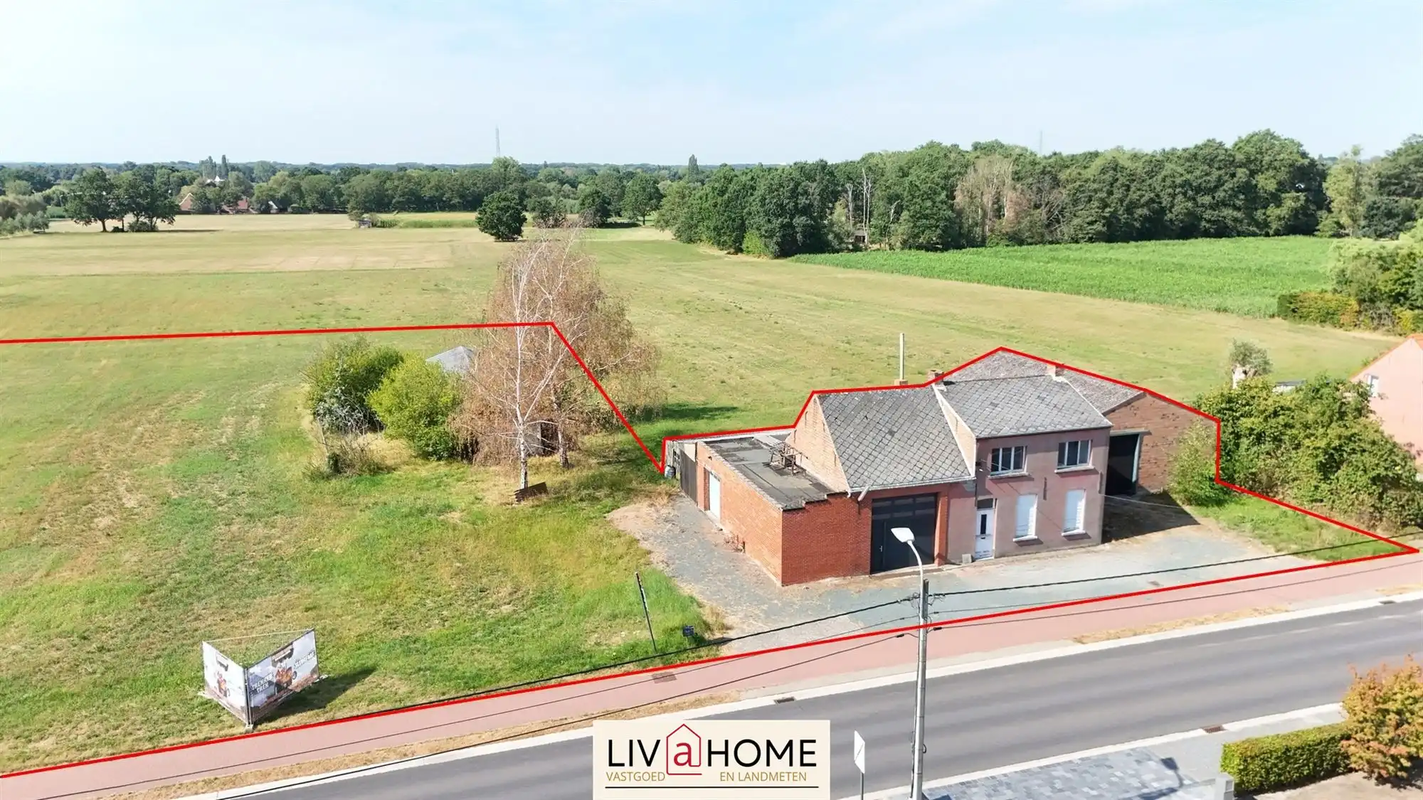WONING MET 1,53 ha weiland foto 3