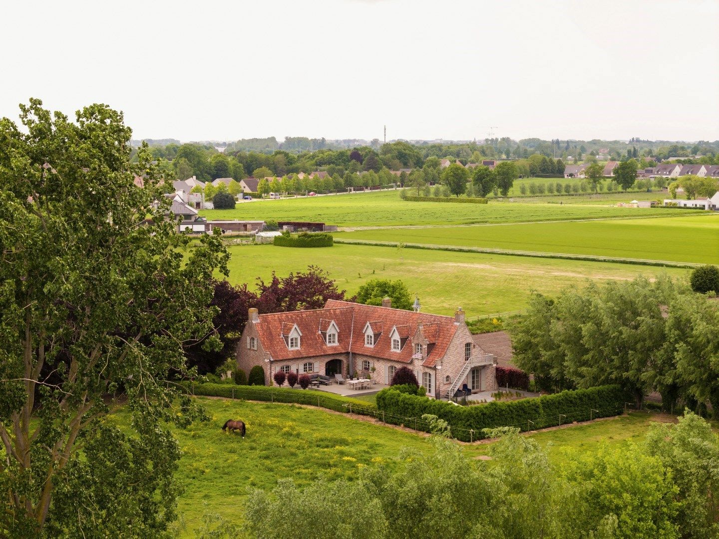 Landelijk gelegen villa in hoeve-stijl te Nazareth foto {{pictureIndex}}