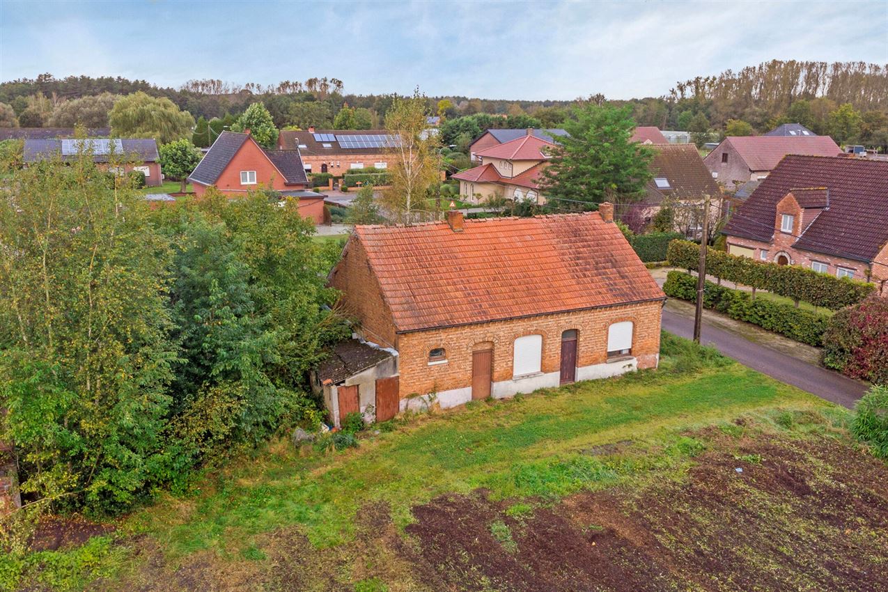 Unieke kans: Te renoveren of nieuw te bouwen hoeve op 31a40 in een rustige, landelijke omgeving foto 27